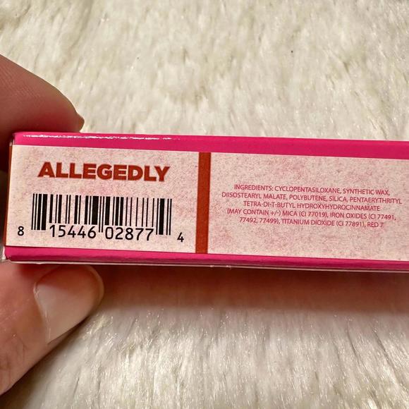 NIB Jeffree Star Velour Lip Liner in Allegedly Full Size 1.2g - Picture 7 of 10